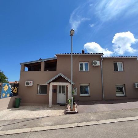 Apartmani Amans PUY Eksteriør bilde